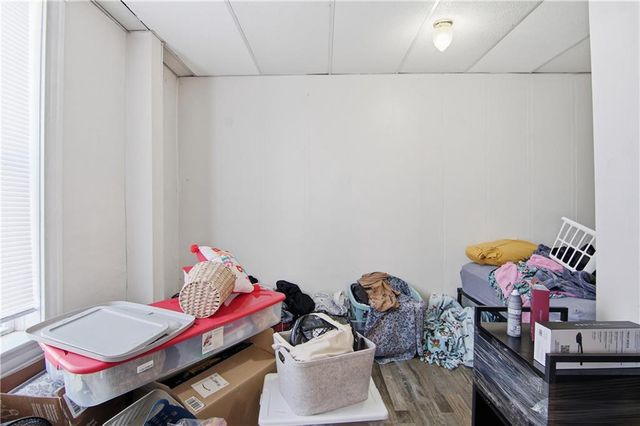 1245 S Farwell Street, Eau Claire, WI 54701