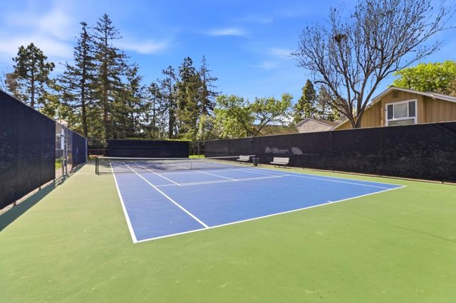 320 Pine Wood Lane, Los Gatos, CA 95032