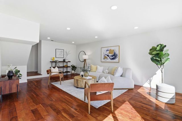 320 Pine Wood Lane, Los Gatos, CA 95032