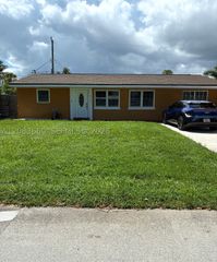 2917 NE 13th Ave, Pompano Beach, FL 33064
