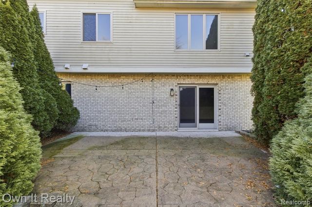 631 Tyler Lane, Canton, MI 48188