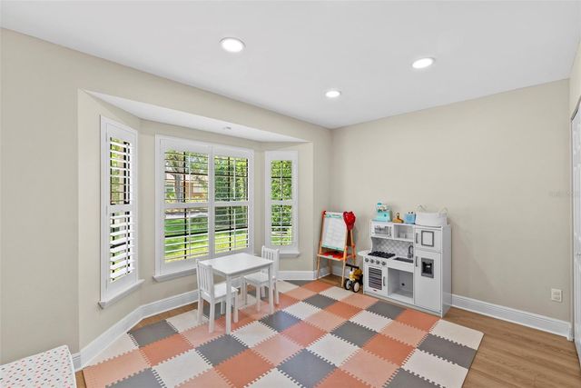3811 W GRANADA STREET, Tampa, FL 33629