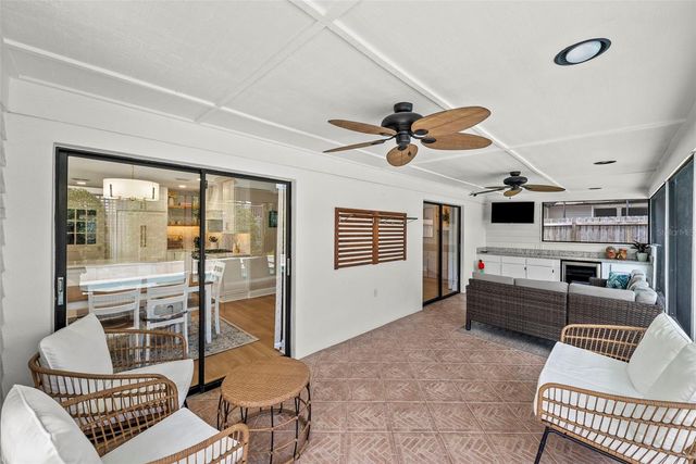 3811 W GRANADA STREET, Tampa, FL 33629