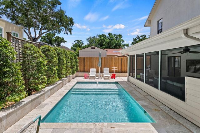 3811 W GRANADA STREET, Tampa, FL 33629