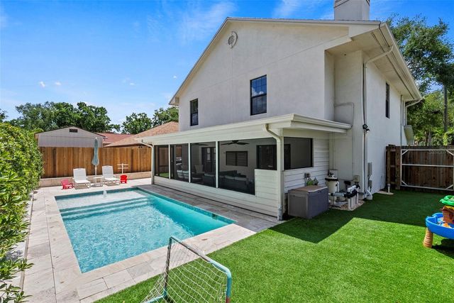 3811 W GRANADA STREET, Tampa, FL 33629
