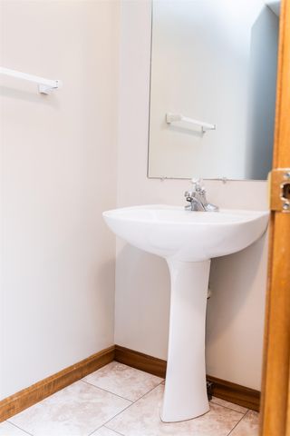 104 Mulberry Drive, Hurricane, WV 25526