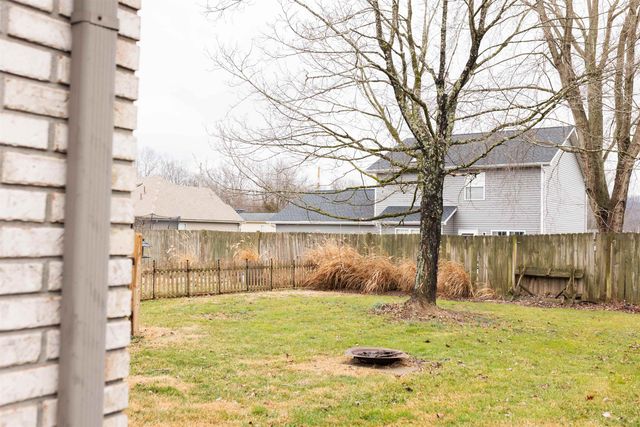 104 Mulberry Drive, Hurricane, WV 25526