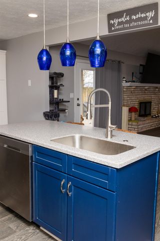 104 Mulberry Drive, Hurricane, WV 25526