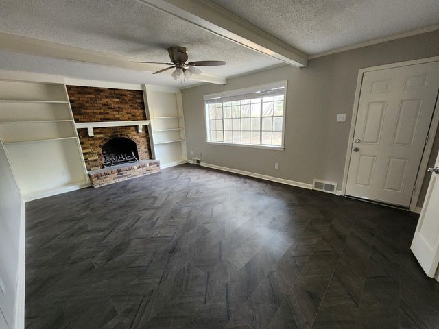 6010 FOX RIDGE DR, Memphis, TN 38115