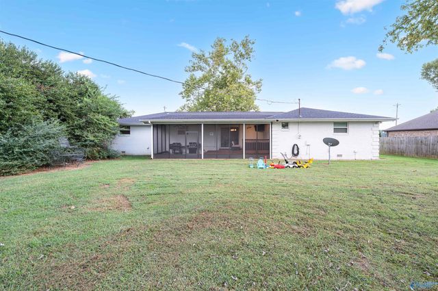 17947 Brownsferry Road, Athens, AL 35611