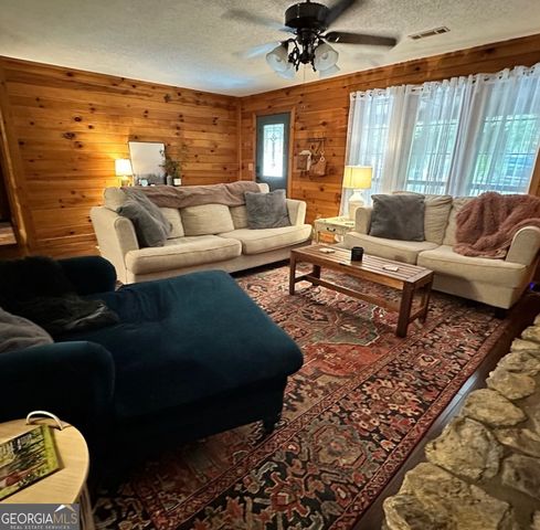 1704 Newport Drive, Ellijay, GA 30540