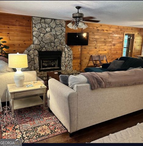 1704 Newport Drive, Ellijay, GA 30540