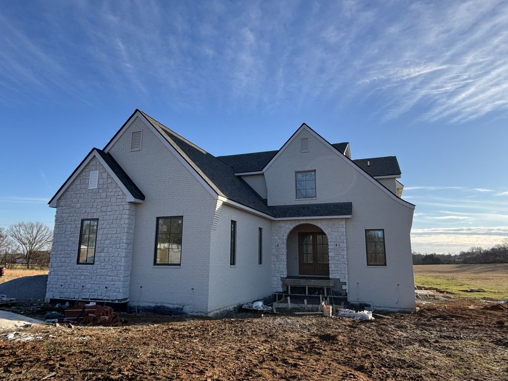 2400 Horn Springs, Lebanon, TN 37087