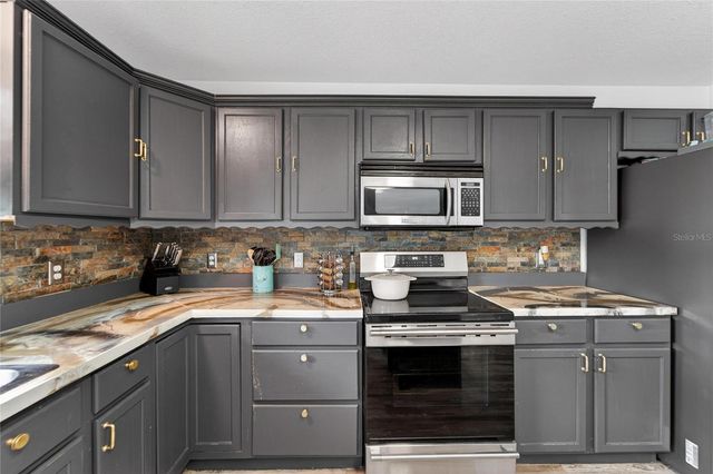 10325 FROG POND DRIVE, Riverview, FL 33569