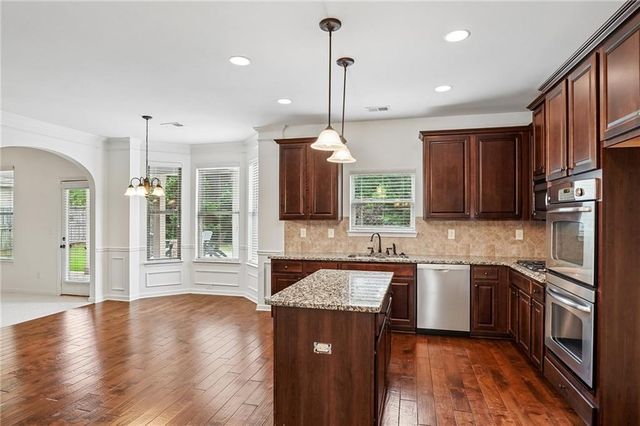 4930 Roosevelt Circle, Cumming, GA 30040