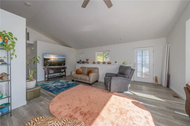 330 20th Street, Lakeport, CA 95453