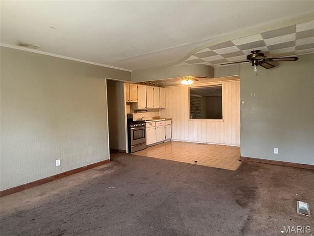 937 Lebon Drive, St Louis, MO 63137