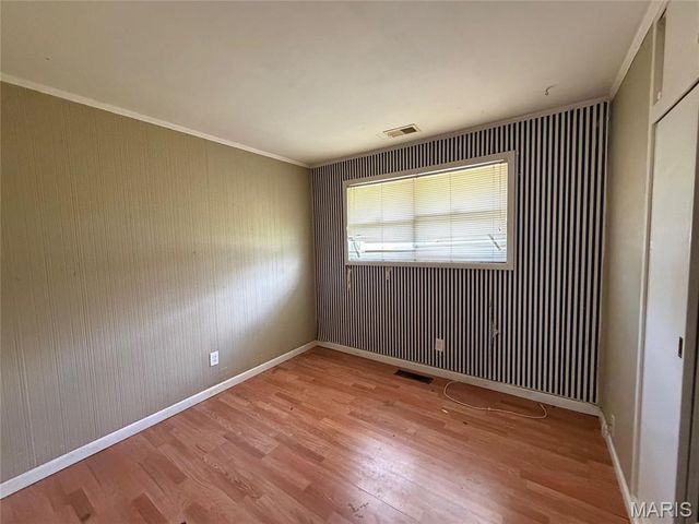 937 Lebon Drive, St Louis, MO 63137