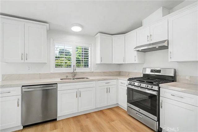 304 Larkhall Avenue, Duarte, CA 91010