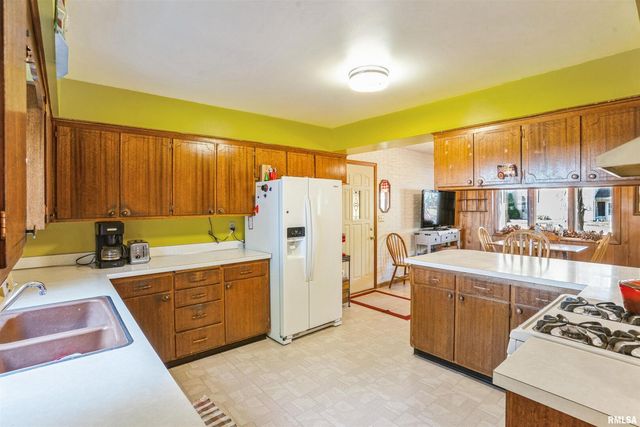 904 5TH Street, Erie, IL 61250