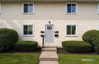 6 Russell Street 8, Branford, CT 06405