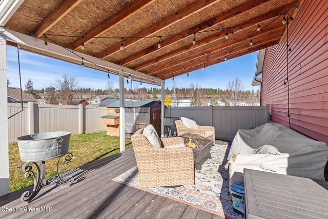 5079 E Portside Ct, Post Falls, ID 83854