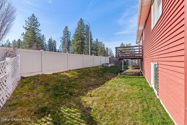 5079 E Portside Ct, Post Falls, ID 83854