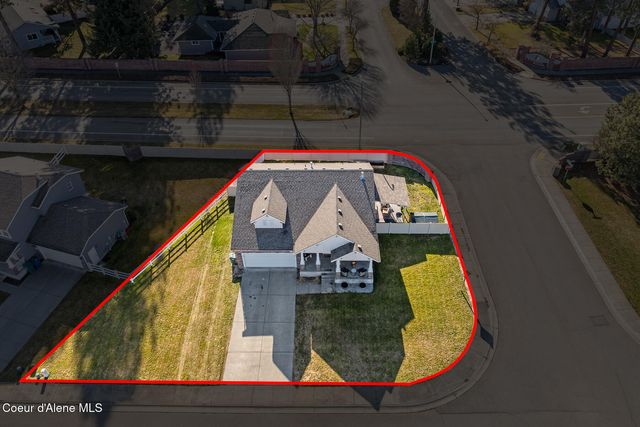 5079 E Portside Ct, Post Falls, ID 83854