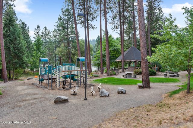 5079 E Portside Ct, Post Falls, ID 83854