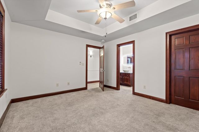 733 Battery Pl Apt 101, Chattanooga, TN 37403