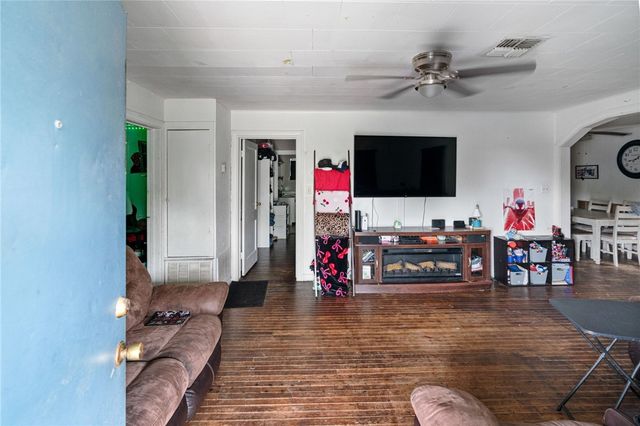 517 S Lamont, Aransas Pass, TX 78336
