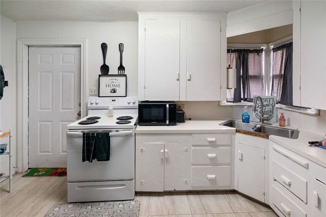 517 S Lamont, Aransas Pass, TX 78336