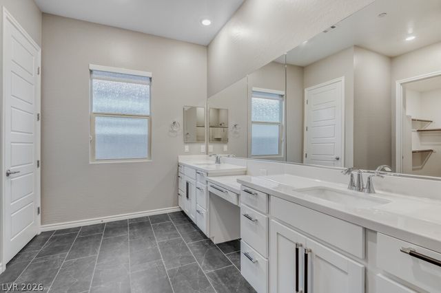 677 Gibbons Grove Street, Henderson, NV 89011
