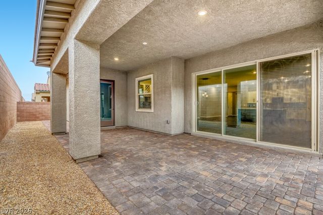 677 Gibbons Grove Street, Henderson, NV 89011