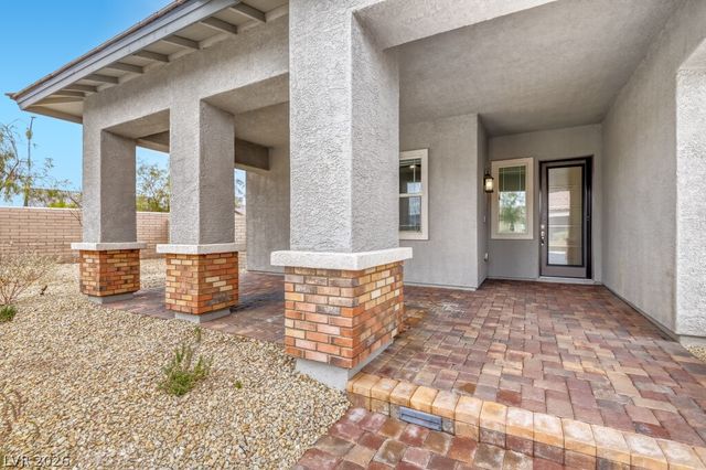 677 Gibbons Grove Street, Henderson, NV 89011
