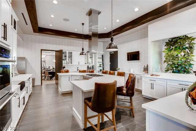 677 Gibbons Grove Street, Henderson, NV 89011