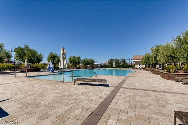 677 Gibbons Grove Street, Henderson, NV 89011
