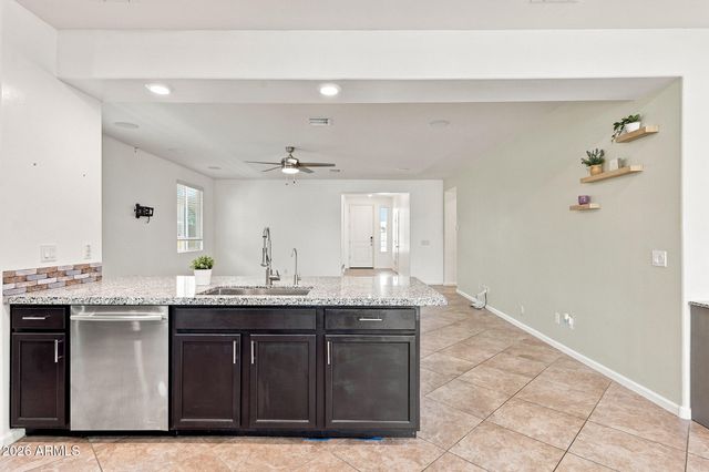 6825 N 130TH Drive, Glendale, AZ 85307