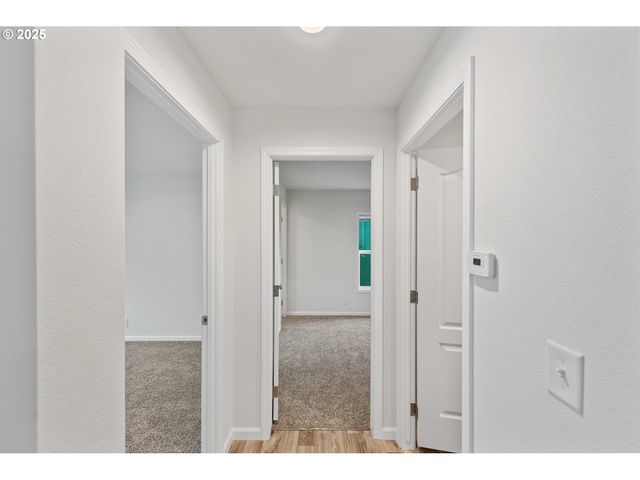 2142 EVERETT Ave, North Bend, OR 97459