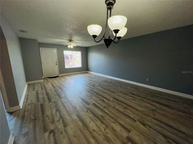 605 RIDGE TERRACE 605, Winter Haven, FL 33881