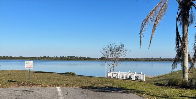 605 RIDGE TERRACE 605, Winter Haven, FL 33881