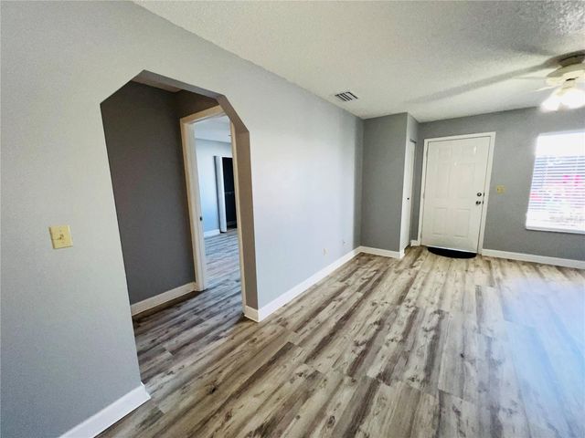605 RIDGE TERRACE 605, Winter Haven, FL 33881