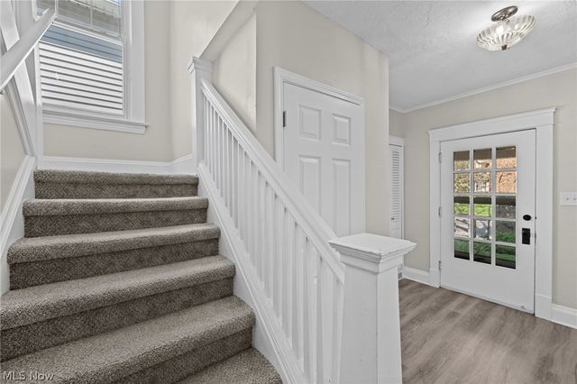 2512 Kingston Road, Cleveland Heights, OH 44118