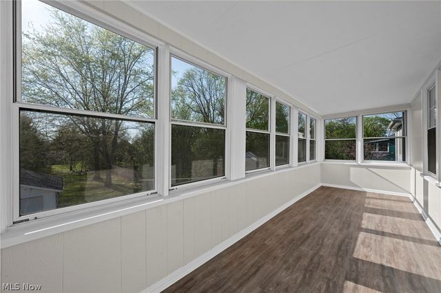 2512 Kingston Road, Cleveland Heights, OH 44118