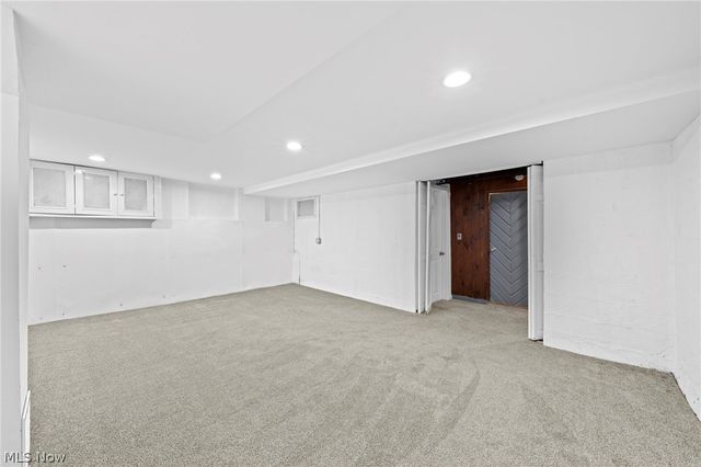 2512 Kingston Road, Cleveland Heights, OH 44118