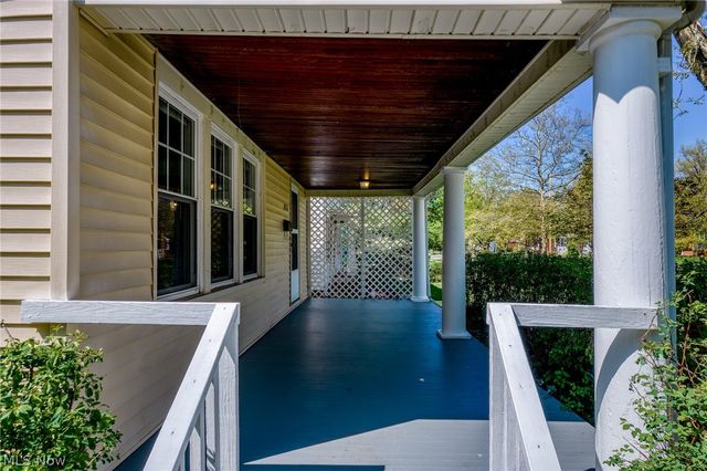 2512 Kingston Road, Cleveland Heights, OH 44118