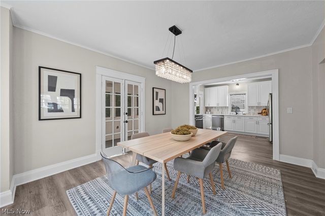 2512 Kingston Road, Cleveland Heights, OH 44118