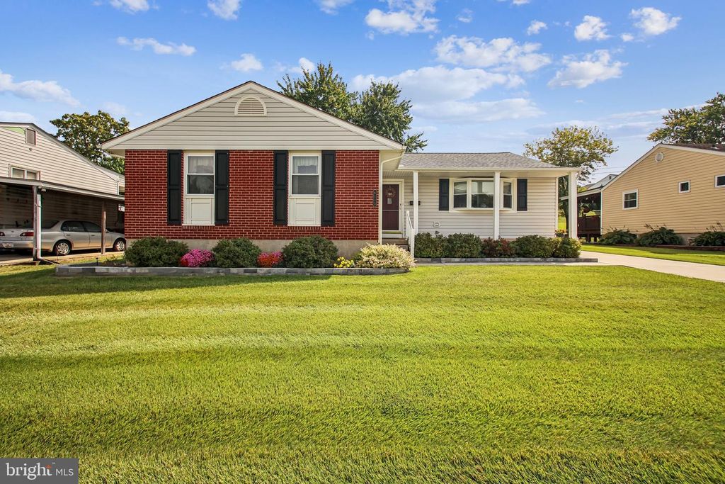 8113 CALLO LN, Rosedale, MD 21237
