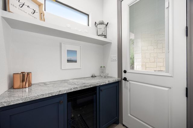 86 Dawns Edge Drive, Conroe, TX 77356