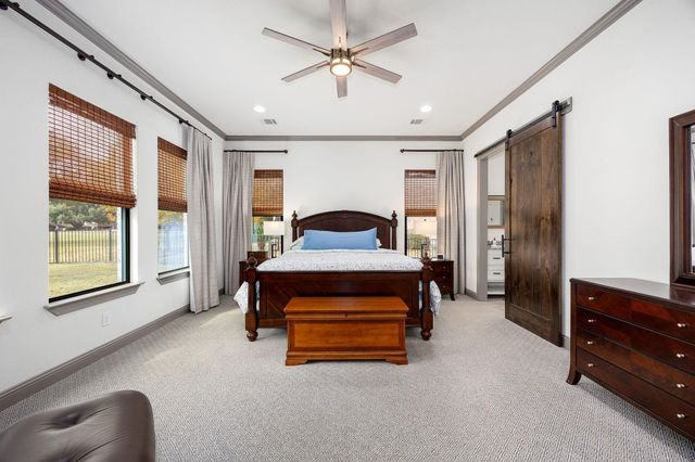 86 Dawns Edge Drive, Conroe, TX 77356